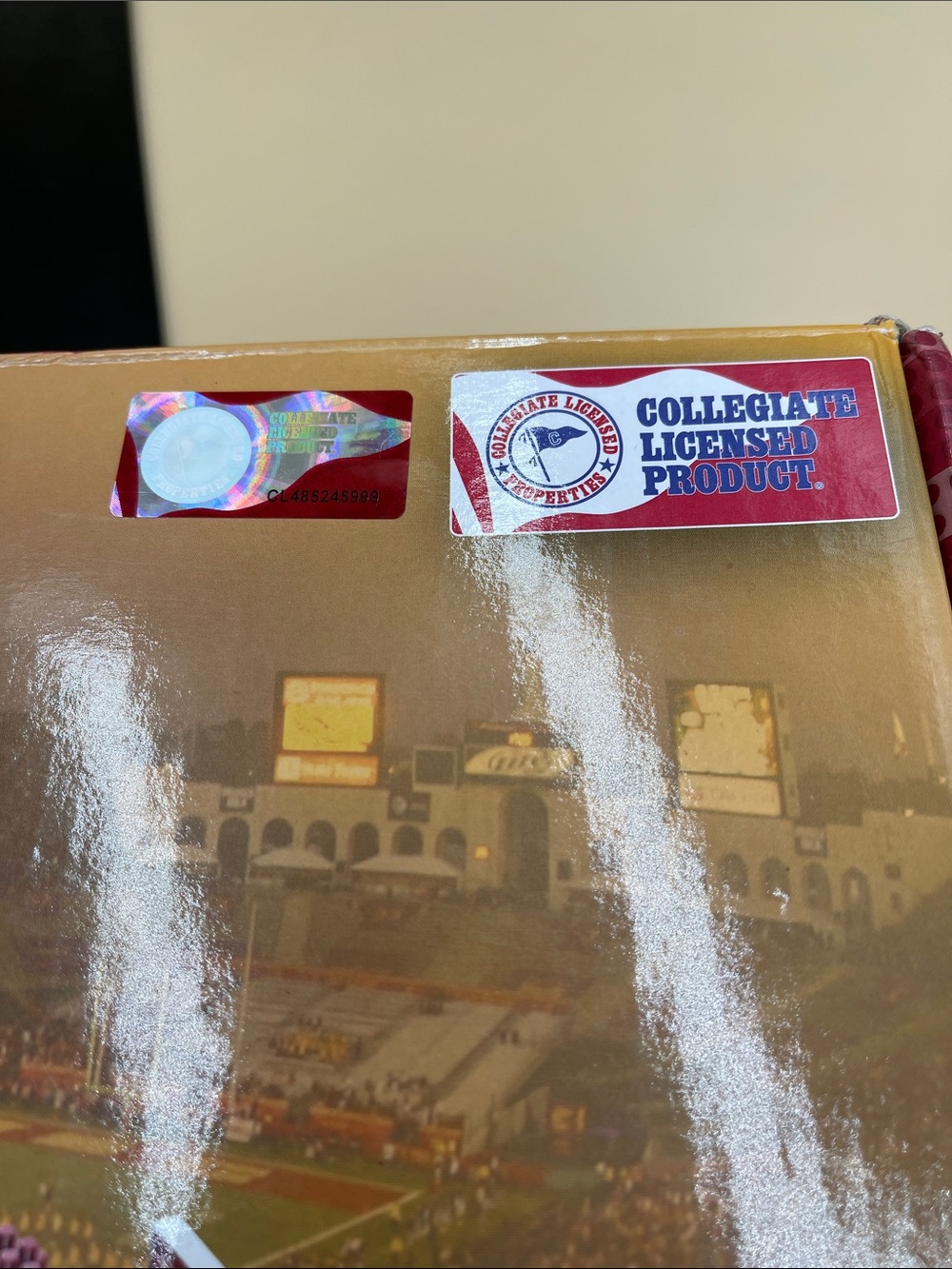 FOCO BRXLZ Los Angeles Memorial Coliseum Stadium Series Building Set - Red/White - Picture 8 of 8